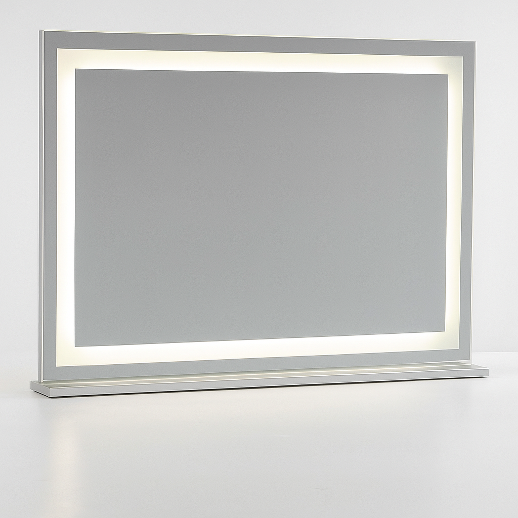 The Nova Mirror