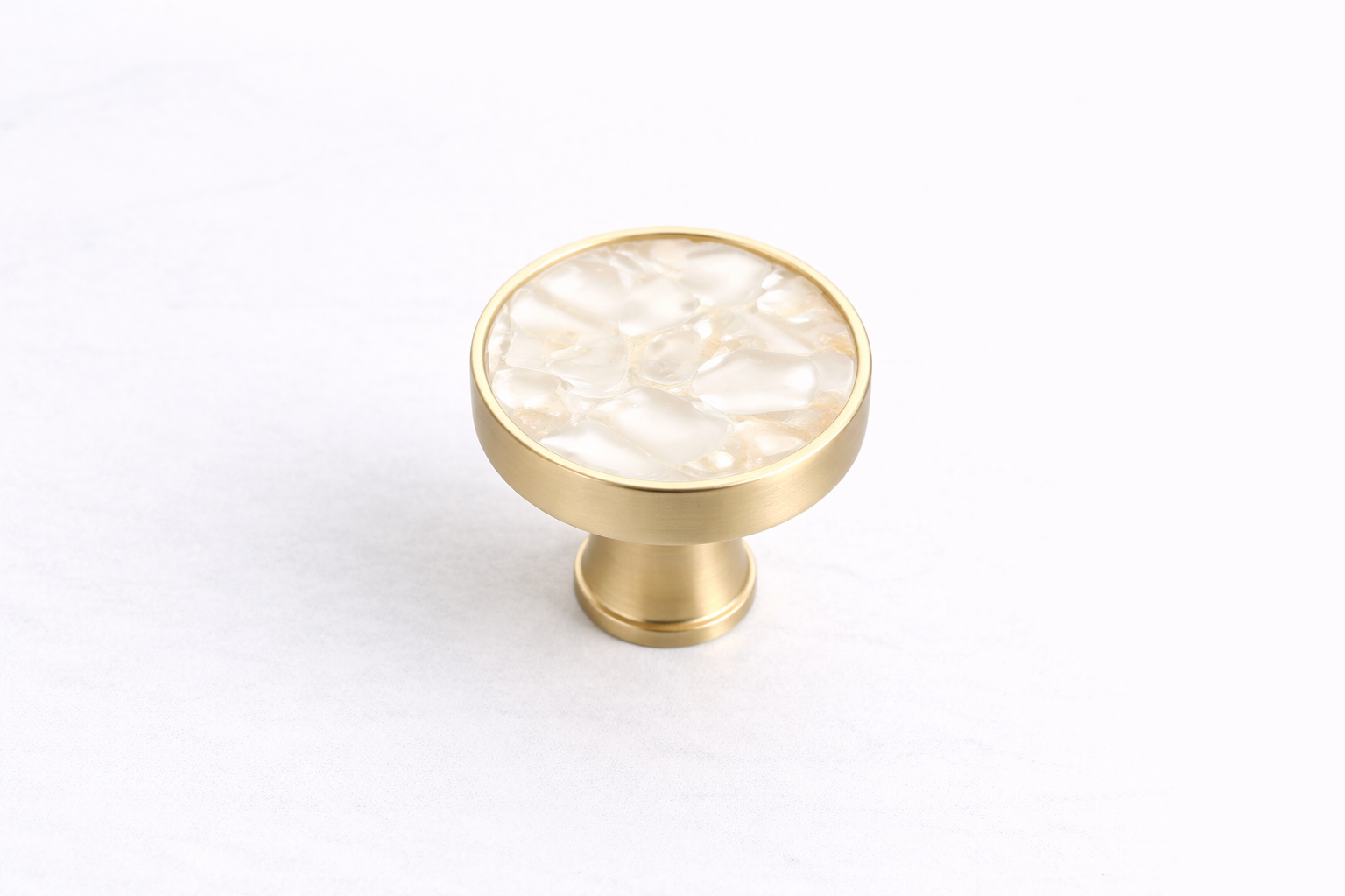 Luxe Stone Round Vanity Knob