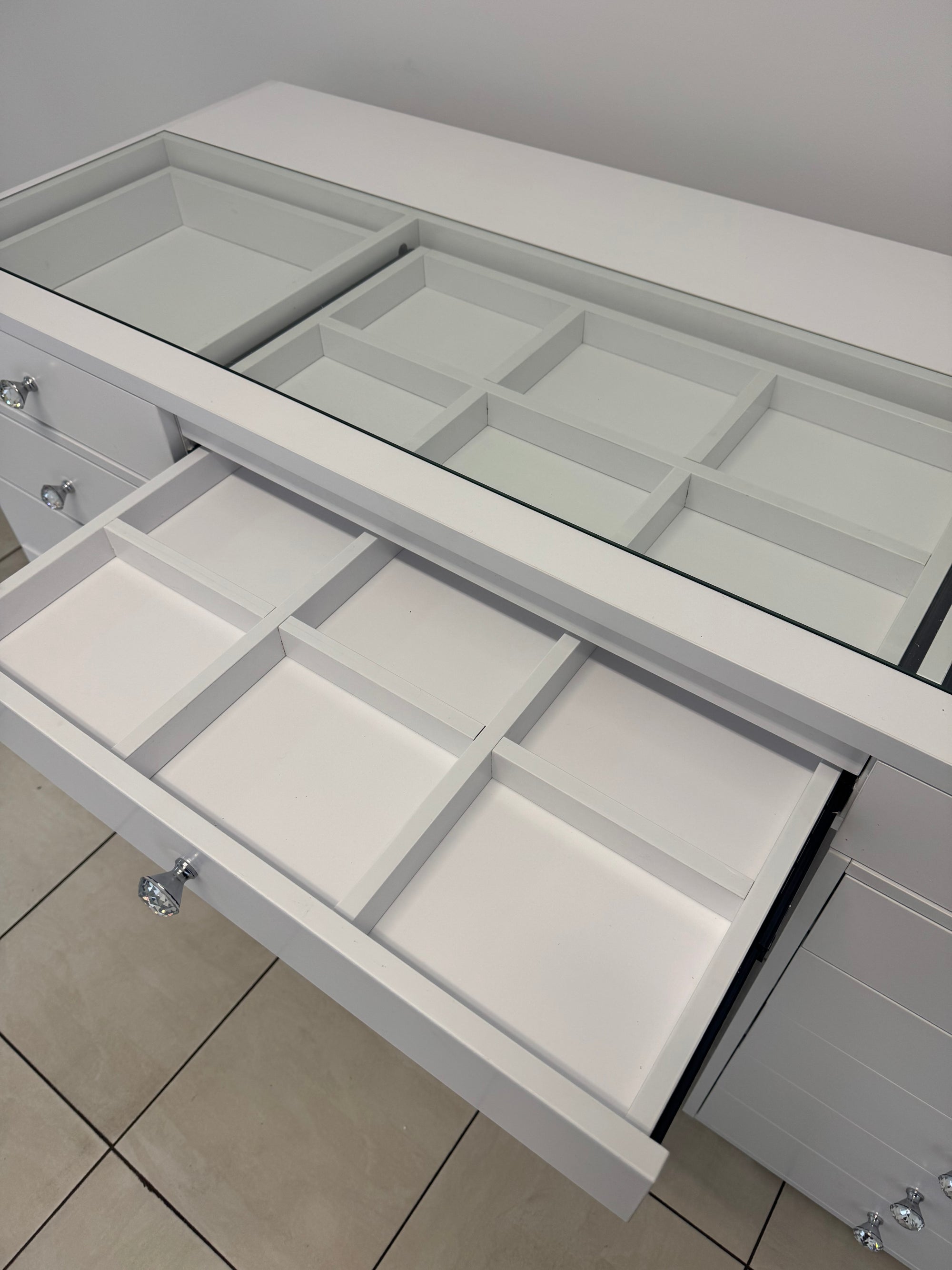 The Vanity Vault Essentials Collection: Deluxe Edition Luna Luxe