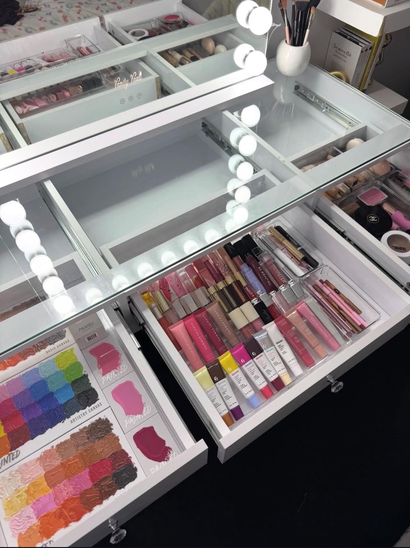 The Deluxe Mini Vanity