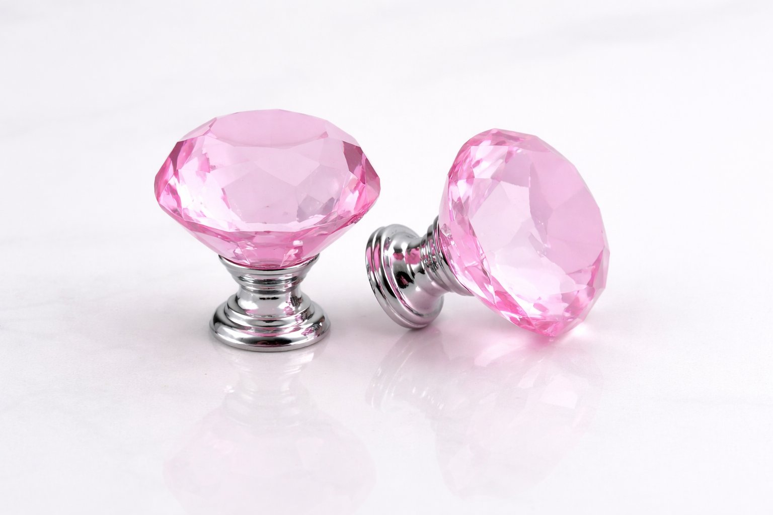 Diamond Crystal vanity knob featuring a faceted crystal design for vanity drawers, wardrobes, bedside tables and furniture.