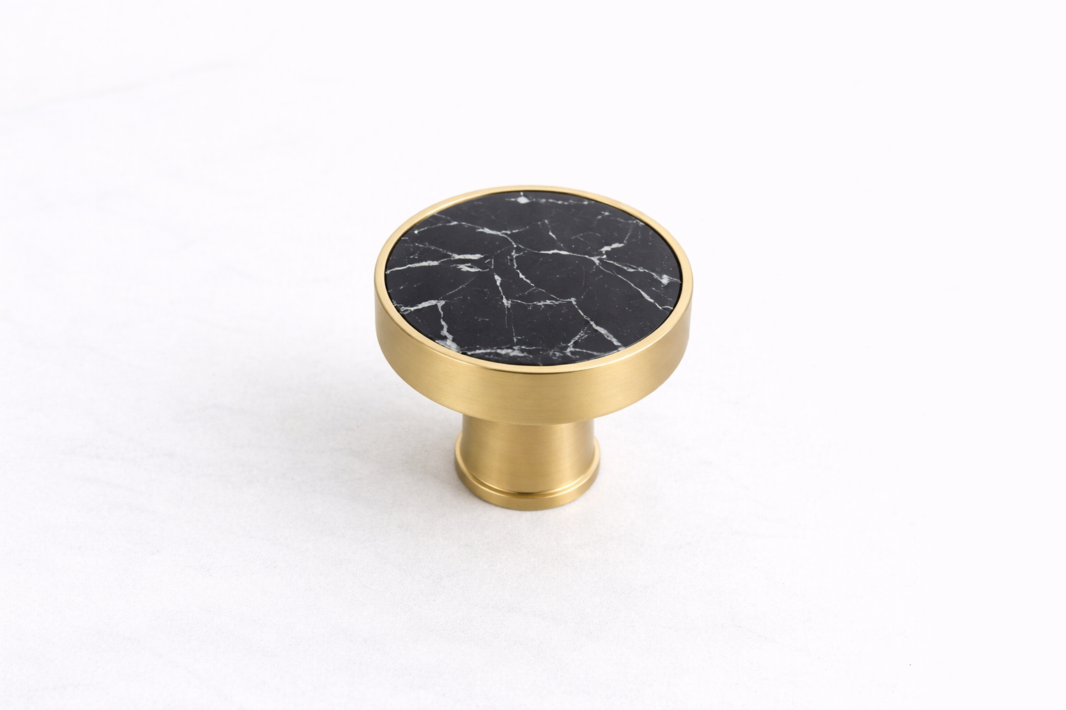 Luxe Stone Round Vanity Knob with a textured stone-style inlay and brushed gold zinc alloy frame, perfect for vanities, dressers, drawers and cabinets by Vanity Vault.