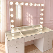 The Luna Luxe Mirror